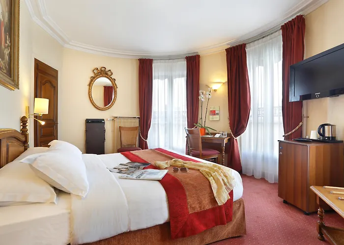 The Originals City Hotel Paix Republique Parijs
